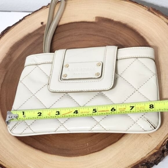 Kate Spade Wallet Pouch Patent Leather  Logo Zip - Picture 3 of 12